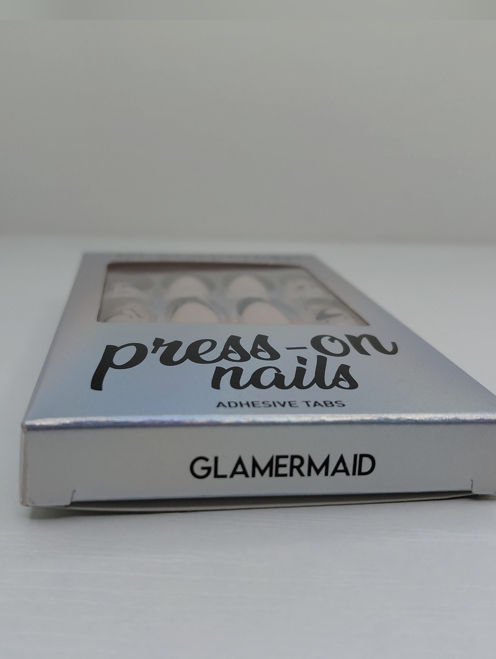 Mixed Nail Stickers & Press-On Nails Set - Black, White, Pink, Holographic - Picture 5 of 11